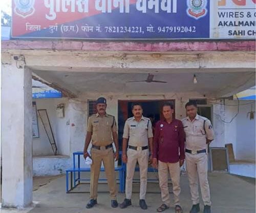 फर्जी ड्रग्स इंस्पेक्टर बनकर धमका रहे गिरोह का पर्दाफाश, पुलिस ने 5 आरोपियों को किया गिरफ्तार