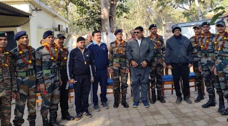 रायपुर: शिक्षा मंत्री गजेन्द्र यादव ने चयनित अग्निवीरों और अभ्यर्थियों को किया सम्मानित