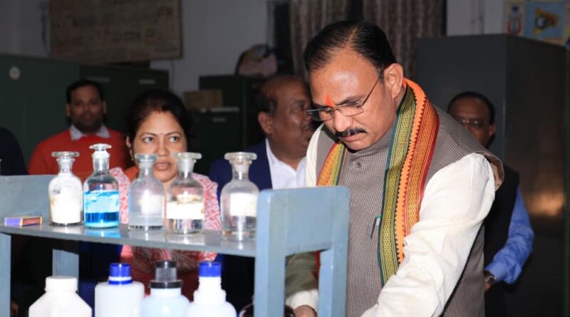 आयुर्वेद सिर्फ विषय नहीं, यह जीवन जीने की कला:  श्याम बिहारी जायसवाल