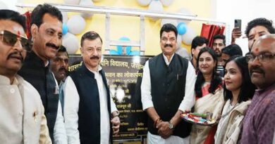 सुरखी विधानसभा के अंतिम छोर के गांव तक पहुंचेगी शिक्षा : खाद्य मंत्री  राजपूत