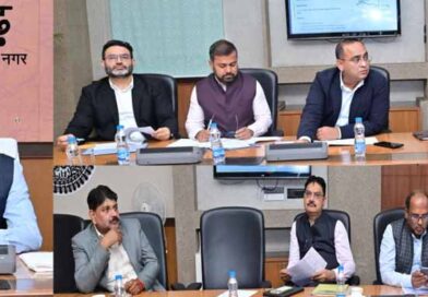 मुख्य सचिव ने रेल परियोजनाओं की समीक्षा की