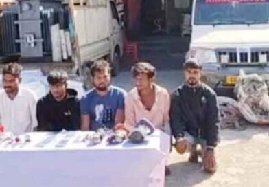 शातिरों का अनोखा भेष: बोलेरो को बनाया एंबुलेंस, कॉपर और एल्युमिनियम की चोरी करते पकड़े गए